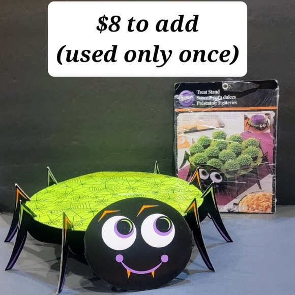 HALLOWEEN MONSTER TREAT STAND WITH CONES AND TARGET HYDE AND EEK WALL STICKERS - Picture 15 of 16